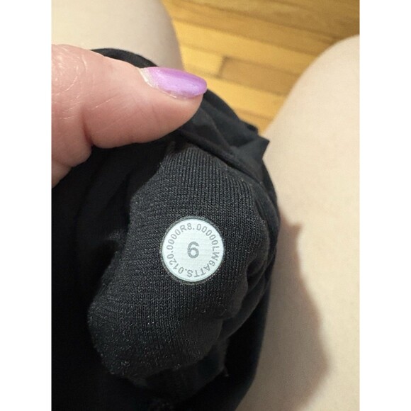 Lululemon Size 6 Wunder Under HR Crop 23" Black - Picture 5 of 5
